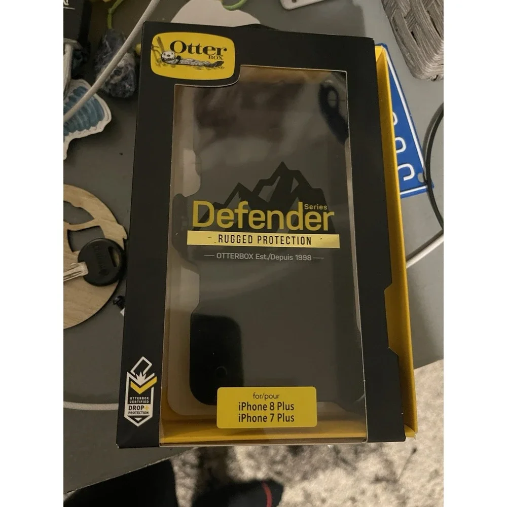 OTTER DEFENDER I-PHONE BELT CLIP for I- PHONE SE,(2nd&3rd) gen, IPhone 8, 7